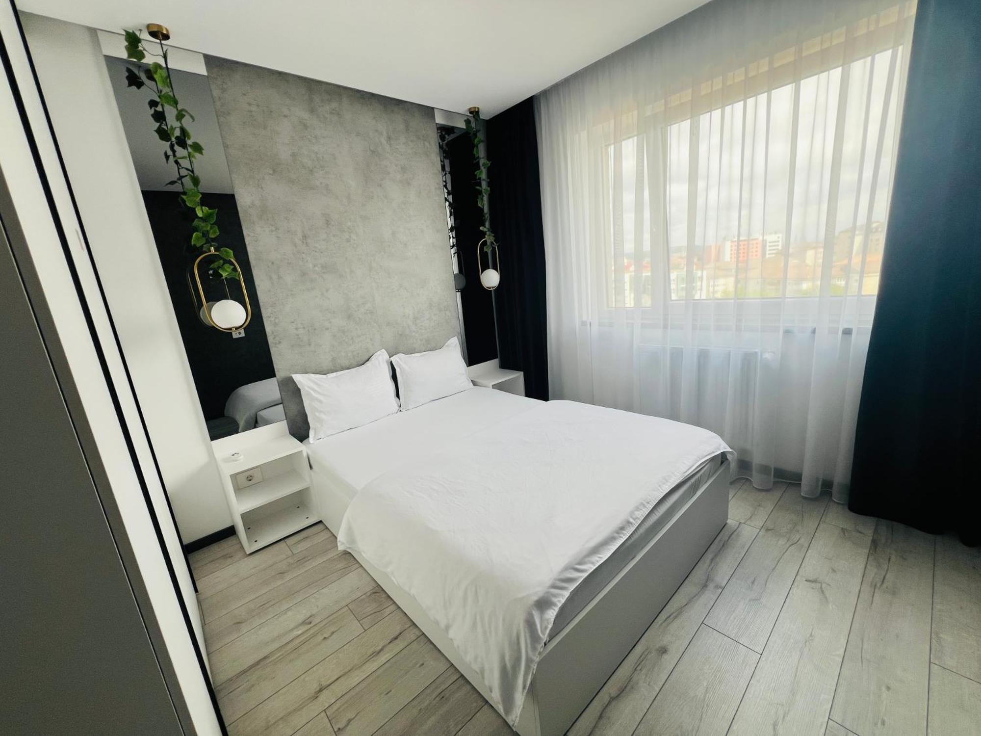The Silver Grove Oradea Luaran gambar