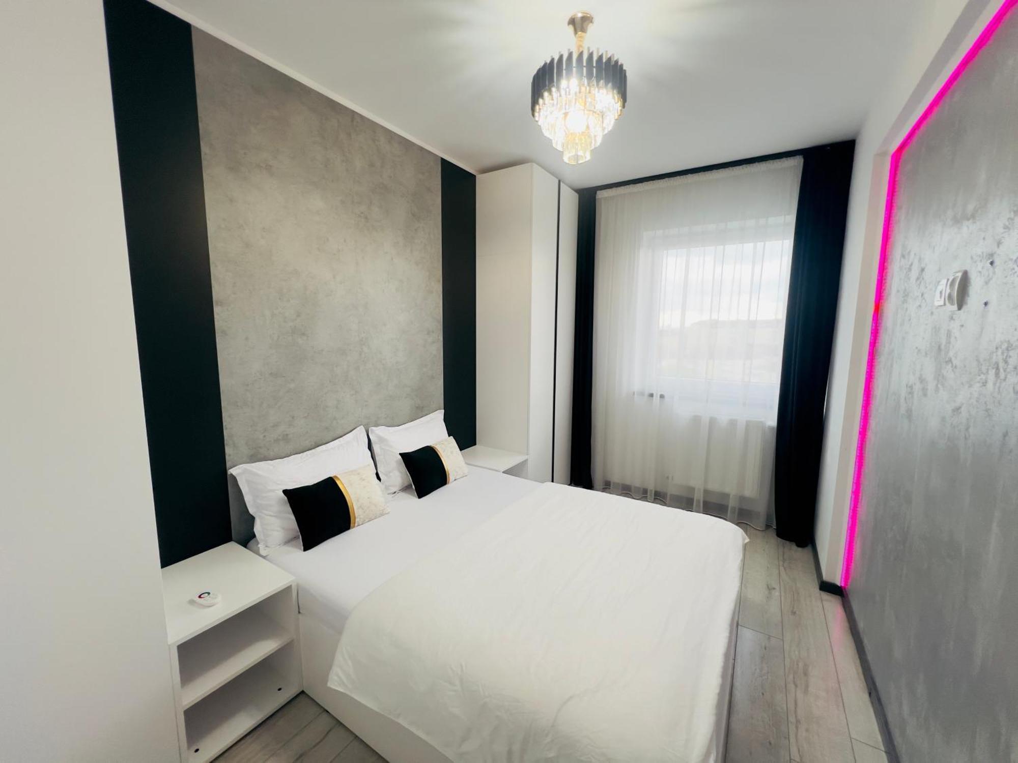 The Silver Grove Oradea Luaran gambar